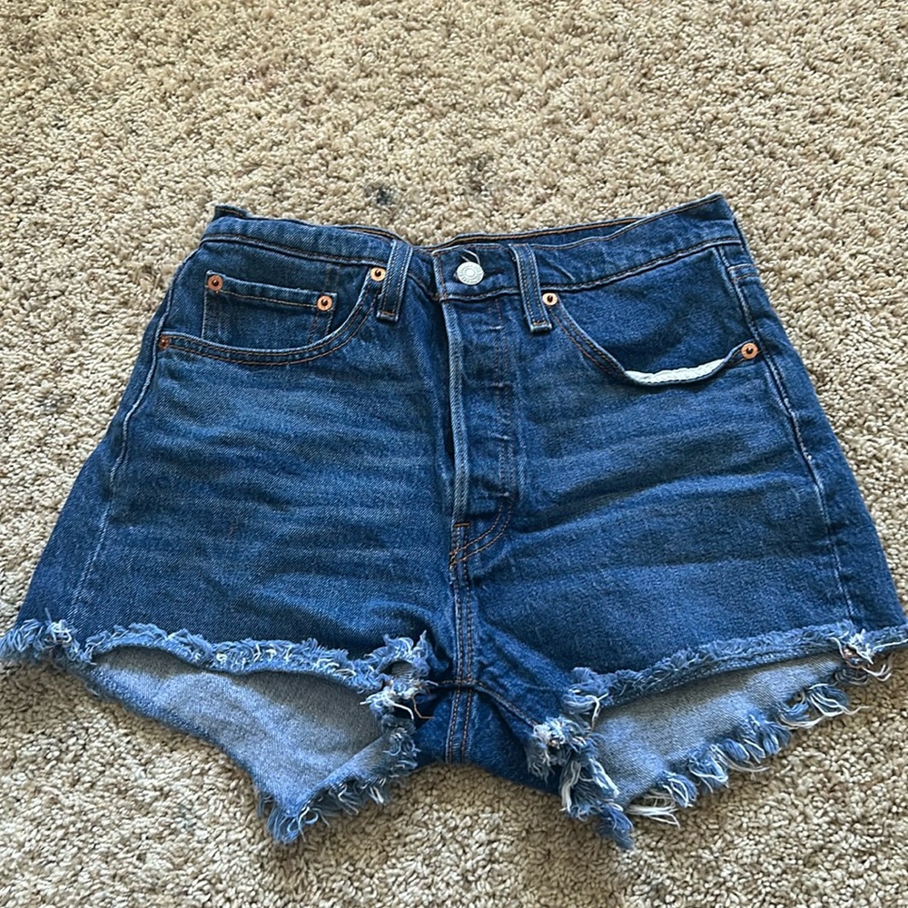 Levi’s dark wash 501 shorts